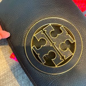 Tory Burch Logo Clutch purse